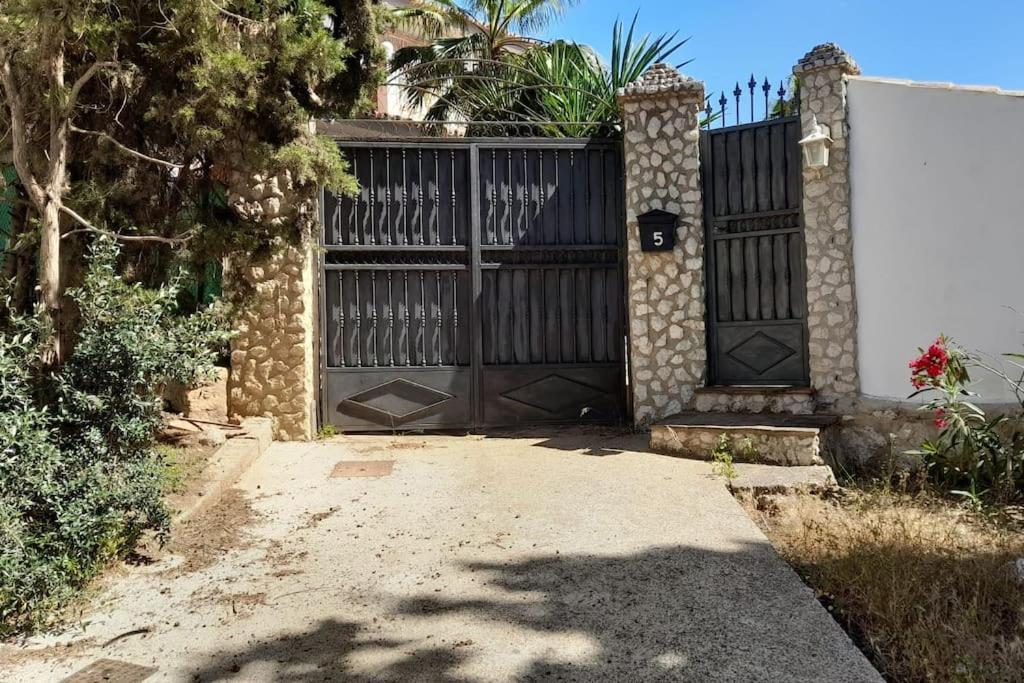 Charming House With Pool & Barbecue Villa Valle de Abdalagis Bagian luar foto